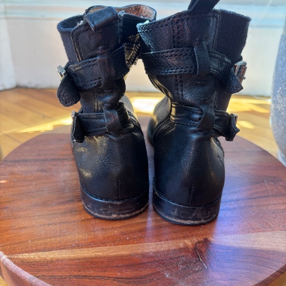 Frye Bootie - Picture 4 of 10